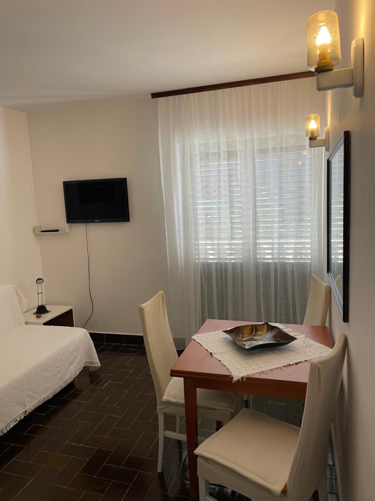 Guesthouse Antonija Veli Lošinj Екстериор снимка