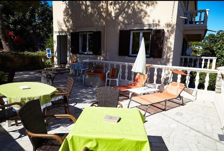 Guesthouse Antonija Veli Lošinj Екстериор снимка